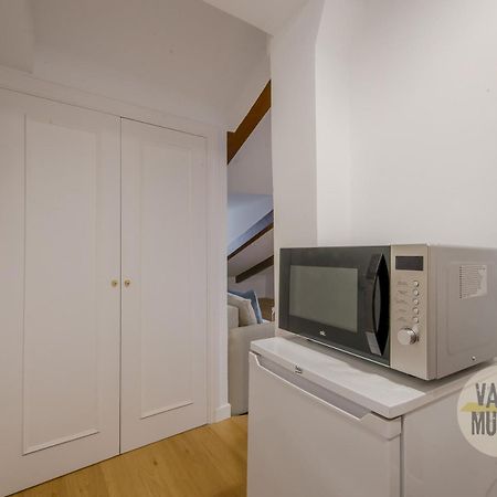 Fashion Design Loft En Calle Carretas-Sol Para 4Pax Madrid Bagian luar foto